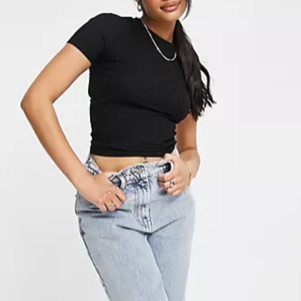 ASOS Design Slim Fit Ribbed T-shirt in Black, Size 2